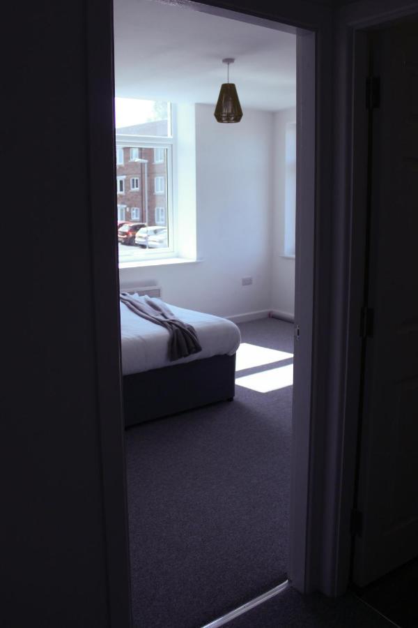 Appartamento Spacious & Pet-Friendly 1Br Apt In Heywood Esterno foto